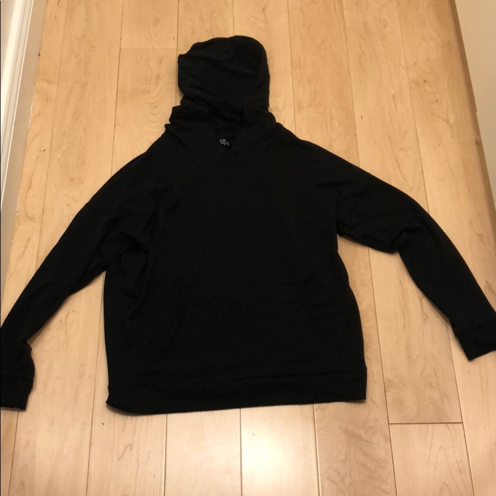 Onzie open back hoodie